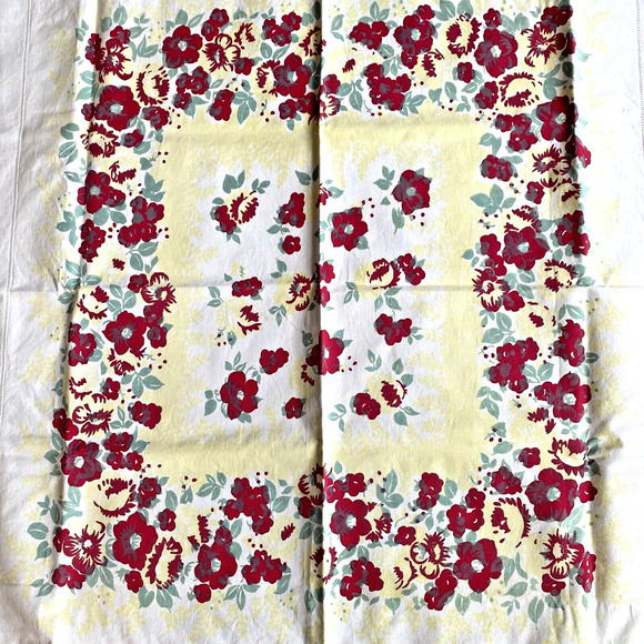Vintage Cotton Farmhouse Tablecloth Floral Print Yellow Red & Green Floral Flaws - Picture 5 of 9